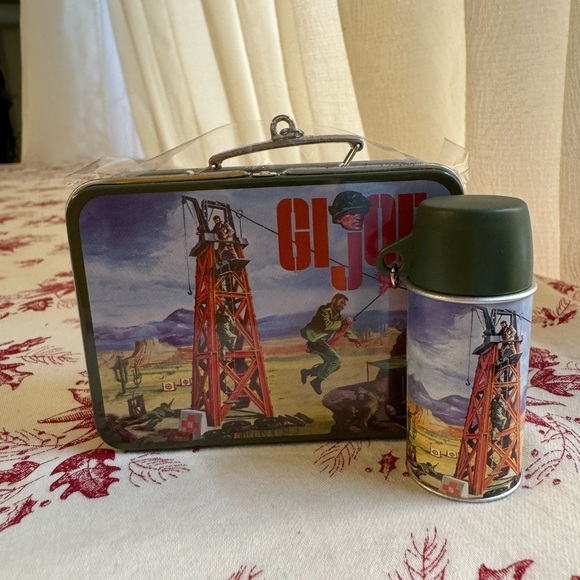 Hallmark GI Joe Lunch Box Set Ornament - Picture 3 of 5